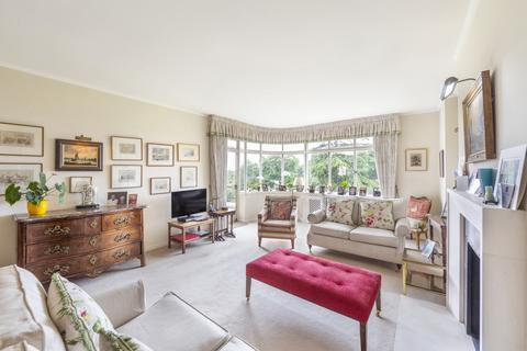 4 bedroom flat for sale, Fairacres, Roehampton Lane, London