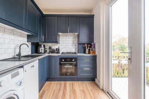 26 North Road, Richmond, TW9 4HA