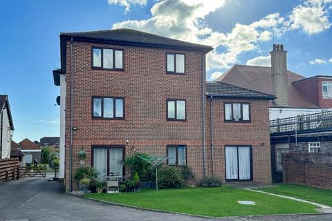 1 bedroom apartment for sale, Middleton On Sea, West Sussex