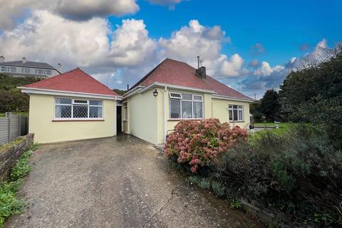 4 bedroom detached bungalow for sale, 39 Main Road, Ogmore-By-Sea, Vale of Glamorgan CF32 0PD