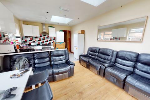 7 bedroom house to rent, Bournbrook Road, Birmingham B29