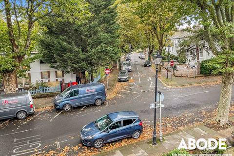 1 bedroom apartment for sale, Cambridge Road, Southend-On-Sea