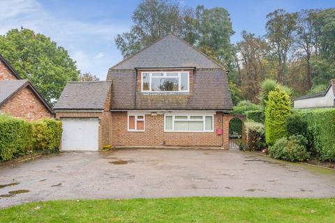 4 bedroom detached house for sale, Smitham Bottom Lane, West Purley