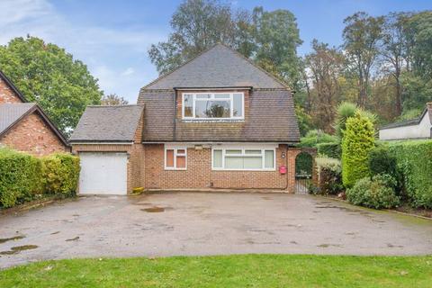 3a Smitham Bottom Lane, Purley, CR8 3DE