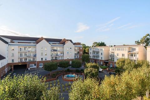 2 bedroom apartment for sale, Cambridge Close, Barnet