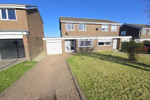 3 bedroom semi-detached house for sale, Three Bedroom Semi - Farnborough Close, Cramlington