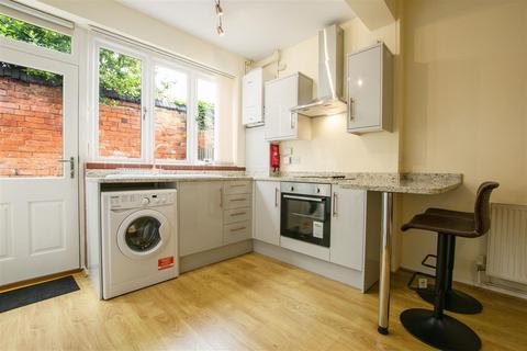 2 bedroom house to rent, Tudor Terrace, Ravenhurst Road, Birmingham B17