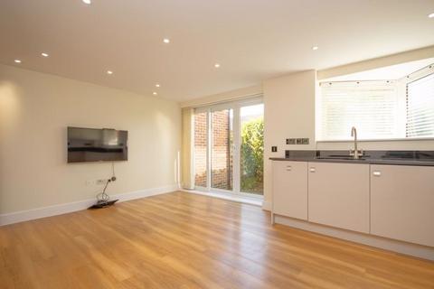 2 bedroom apartment for sale, Hutton Road, Brentwood CM15