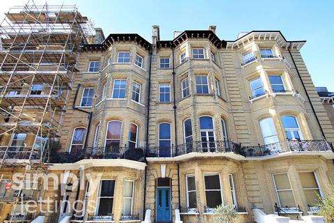 2 bedroom flat to rent, First Avenue, Hove