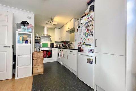 1 bedroom apartment to rent, Westmoreland Road, SE17