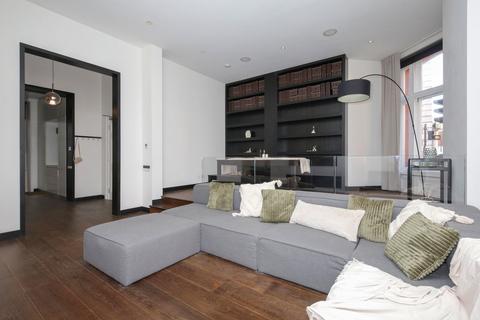 2 bedroom flat for sale, Green Street, London W1K