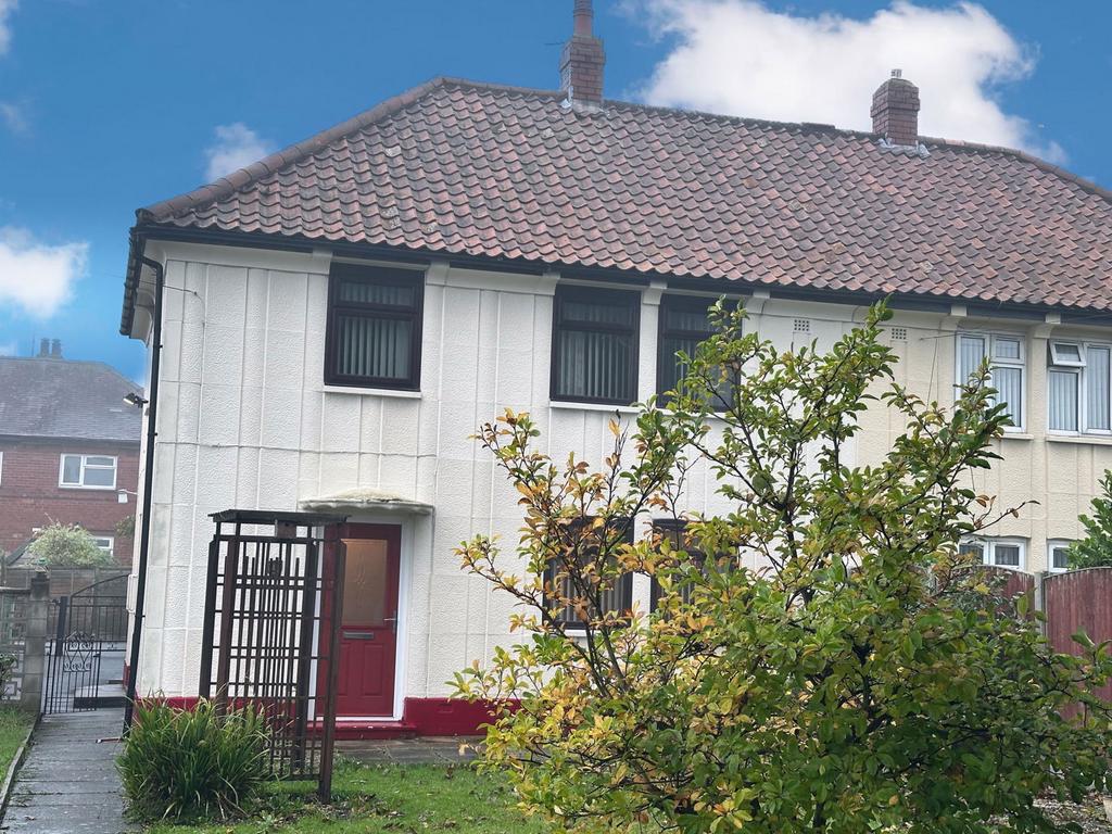 Leeds Road, Wakefield WF3 3 bed semidetached house for sale £180,000