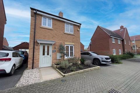 3 bedroom detached house for sale, Pintail Croft, Dunstable