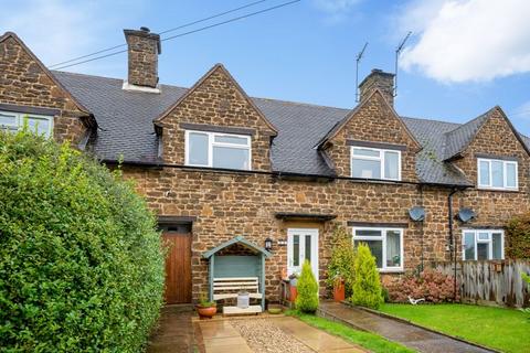 2 bedroom terraced house for sale, New Road, Ratley