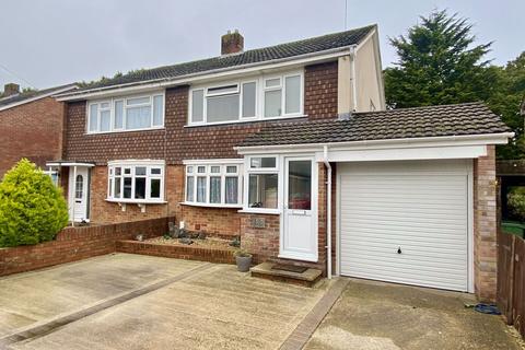 4 bedroom semi-detached house for sale, Park Farm Avenue, Fareham PO15