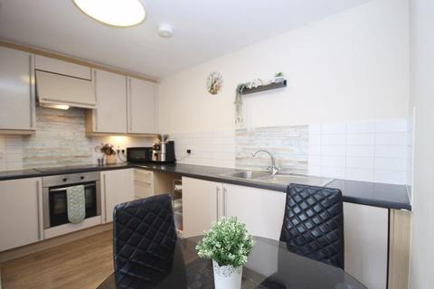 2 bedroom apartment for sale, King Edward, Court Elm Road