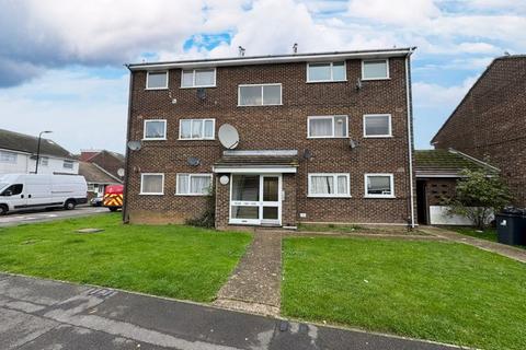 2 bedroom apartment for sale, Hazelmere Road, Northolt