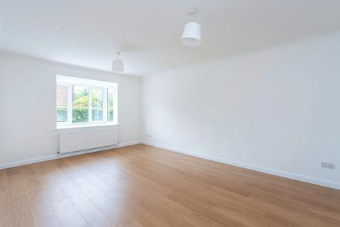 2 bedroom apartment to rent, Buckingham Court, Belmont