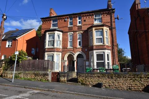 1 bedroom flat to rent, One-Bedroom Flat in Forest Fields, Nottingham