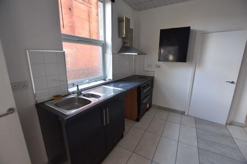 1 bedroom flat to rent, One-Bedroom Flat in Forest Fields, Nottingham