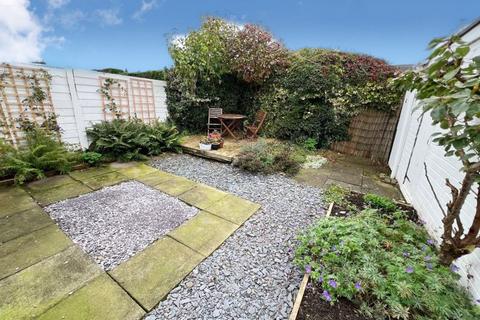 23 Churnet Close, Cheddleton, Leek, ST13 7JN