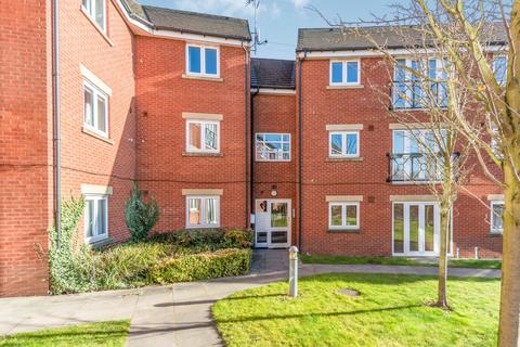 2 bedroom apartment to rent, Top Floor Apartment, Lifford Lane, Birmingham, B30