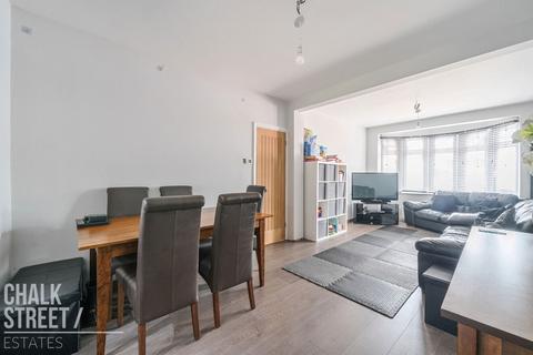 13 Harlow Road, Rainham, RM13 7UL