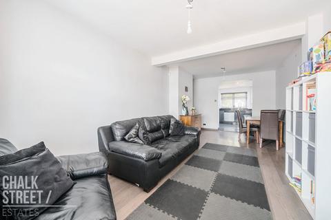 13 Harlow Road, Rainham, RM13 7UL