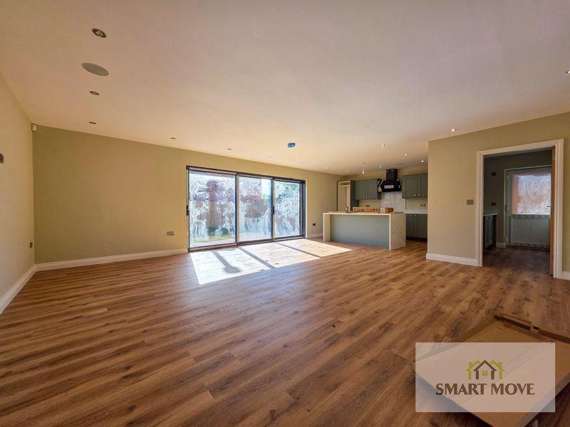 Kitchen Family Room
