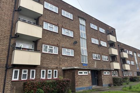 3 bedroom flat to rent, Mottingham Road, Edmonton, N9