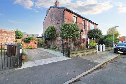 3 bedroom semi-detached house for sale, Gardner Road, Manchester M25