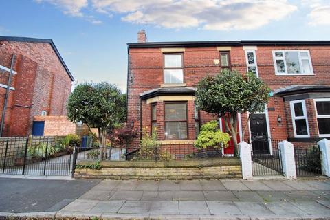 3 bedroom semi-detached house for sale, Gardner Road, Manchester M25