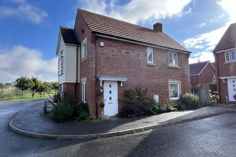 3 bedroom detached house for sale, Mannock Way, Poole BH17