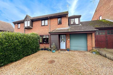 4 bedroom semi-detached house for sale, North Close, Drayton Parslow MK17
