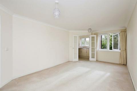 1 bedroom retirement property for sale, Vicarage Lane, Hailsham BN27