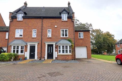 5 bedroom semi-detached house for sale, Shielding Way, Stafford ST16