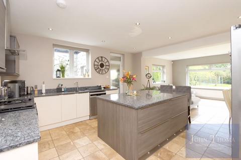 5 bedroom detached house for sale, Epping CM16