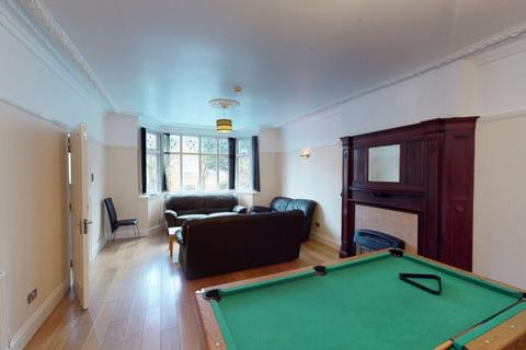 7 bedroom house to rent, Bristol Road, Birmingham B5