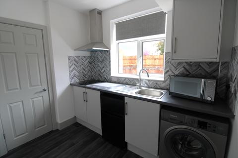 Studio to rent, Southfields Drive, PETERBOROUGH PE2