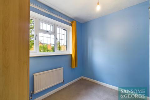3 bedroom semi-detached house to rent, The Woodlands, Chineham, Basingstoke, Hampshire, RG24