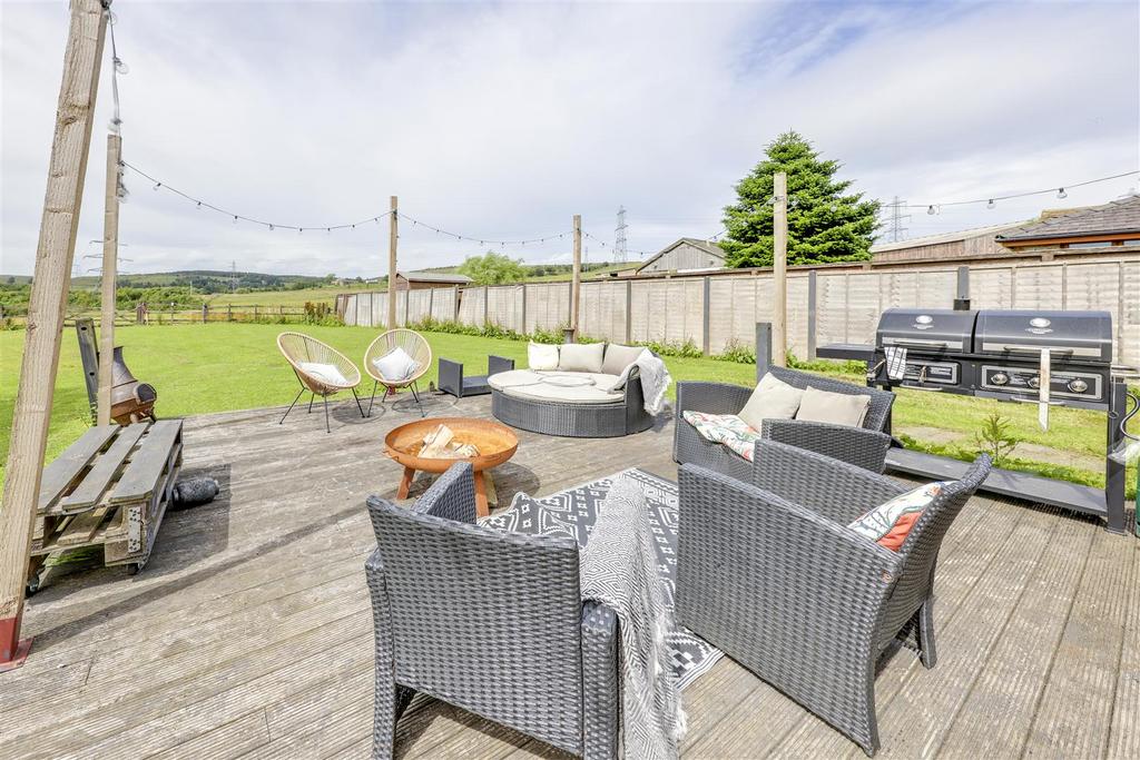 Rear Decking