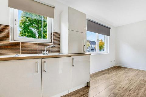2/3, 25 Belvidere Gate, Glasgow, G31 4QJ