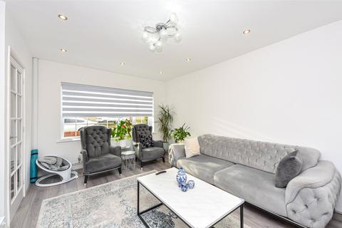 3 bedroom end of terrace house for sale, Ffordd Cynan, Bangor, Gwynedd, LL57