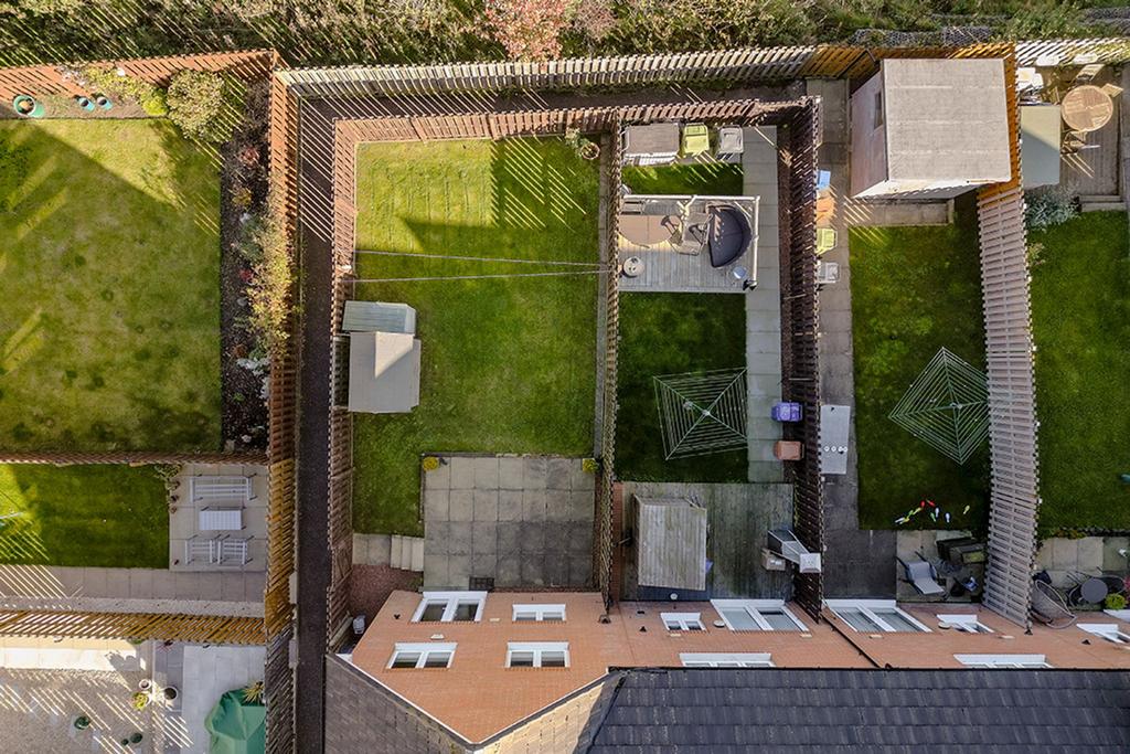 Garden Aerial