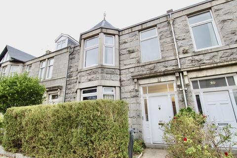 3 bedroom flat to rent, Stanley Street, Top Floor, AB10