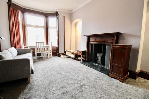 3 bedroom flat to rent, Stanley Street, Top Floor, AB10