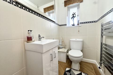 42 Llys Cynon, Hirwaun, Aberdare, CF44 9PR