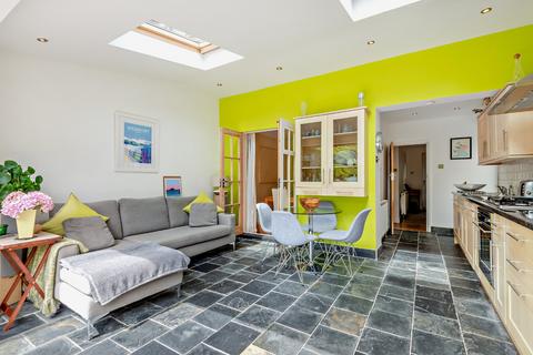 Devon Lea Forest Road, Ascot, SL5 8QG