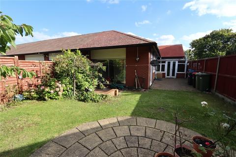 4 bedroom bungalow to rent, Marram Close, Beanhill, Milton Keynes, Buckinghamshire, MK6