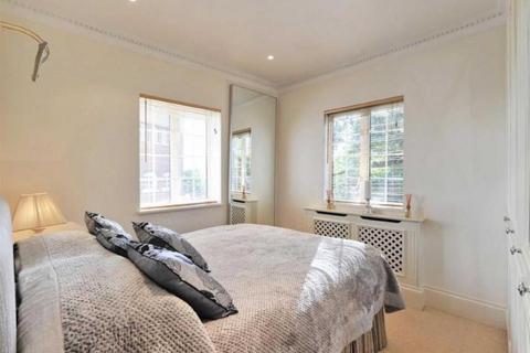 2 bedroom flat to rent, The Mount, Hampstead, NW3